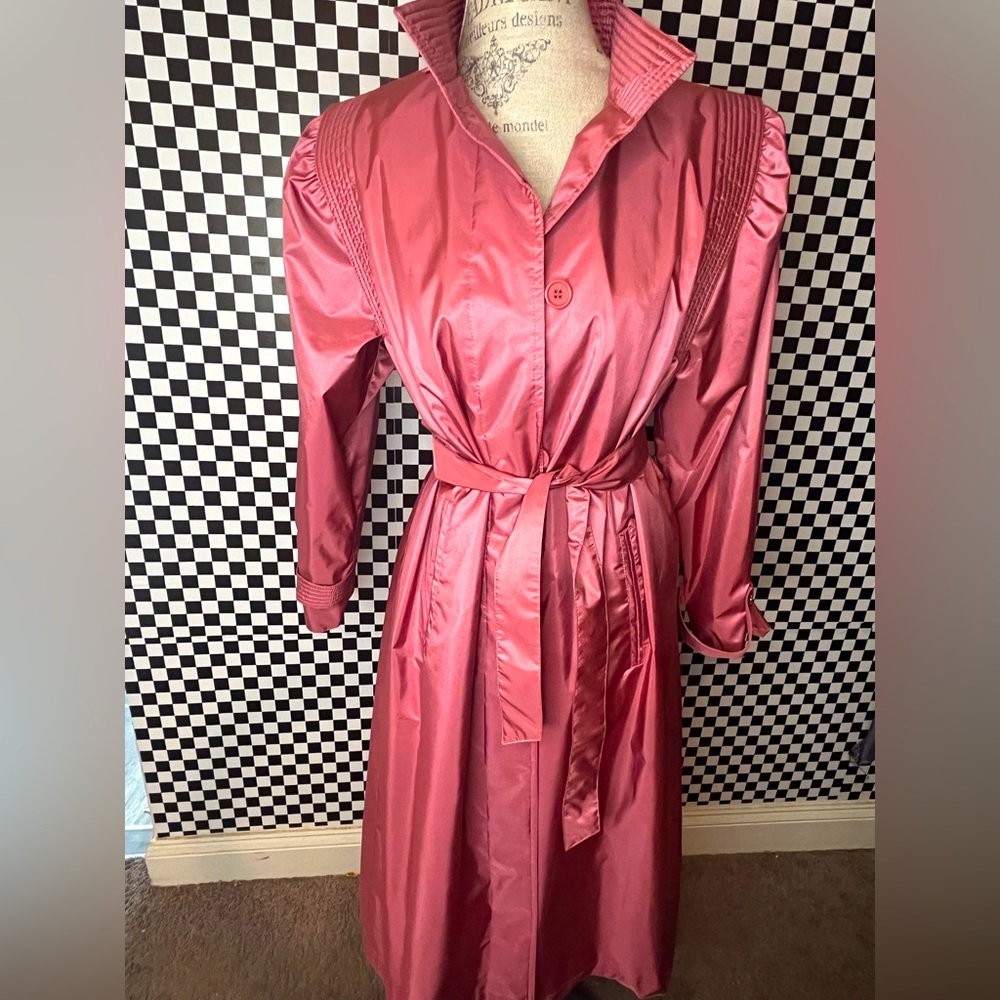 Totes Vintage Metallic Mauve trench coat